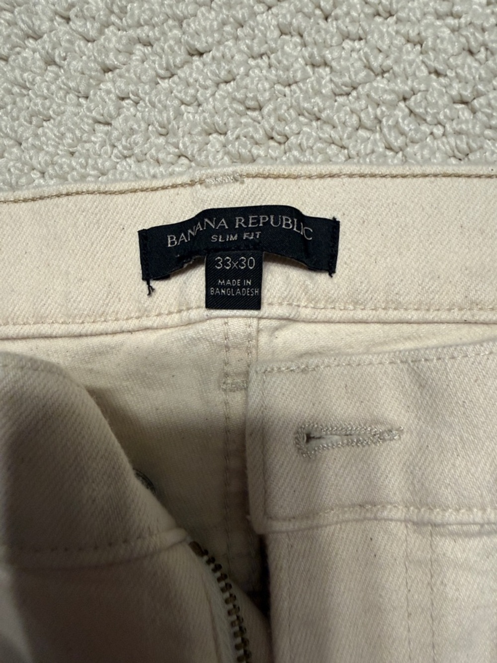 Banana Republic Slim Fit Jeans in Cream - Picture 2 of 2